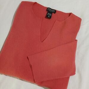 NEW YORK & COMPANY L Coral lightweight knit 3/4-sleeve tunic sweater slit hem